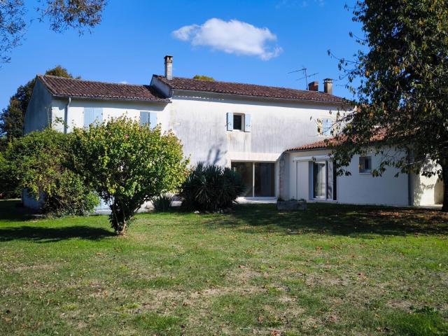 Saint Julien de l'Escap Vente Maison 17
