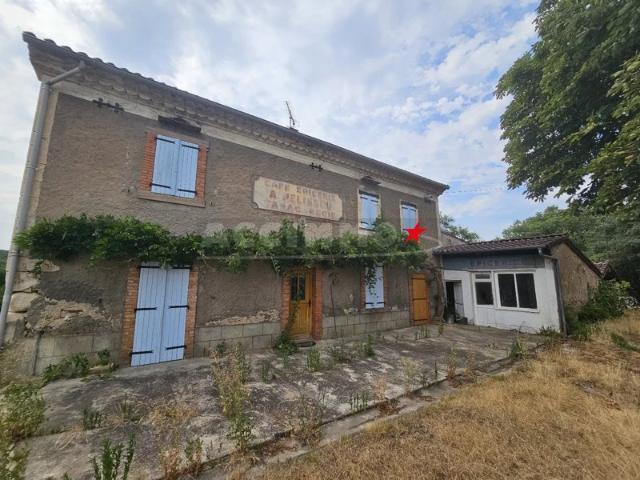 SAINT JULIEN DU PUY 2 MAISONS + DEPENDANCE