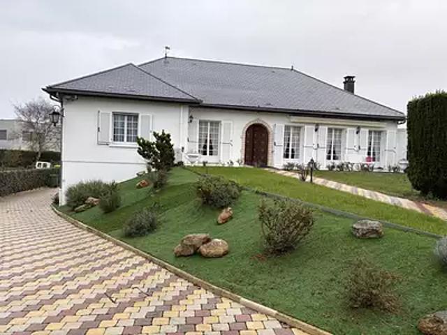 Saint Julien les Villas 10800 Achat / Vente maison 7 pièces t7
