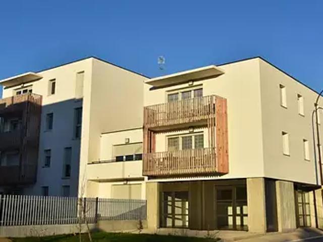 Saint Julien les Villas 10800 Location appartement 3 pièces t3 balcon