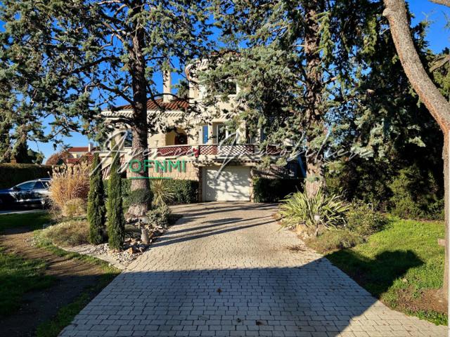 SAINT JUST SAINT RAMBERT, MAISON D'ARCHITECTE DE STYLE ART &