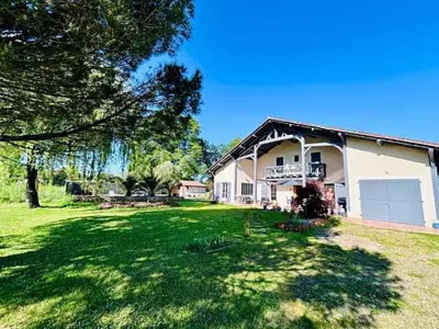 Saint Justin 40240 Achat / Vente maison 7 pièces t7 piscine terrasse