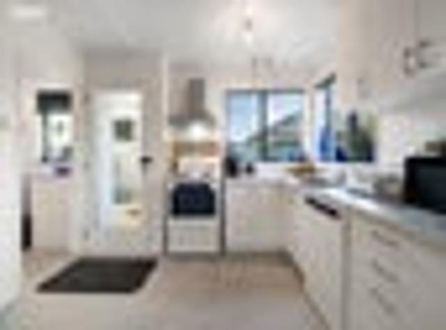 Saint Kilda, 3 bedrooms, $515 pw