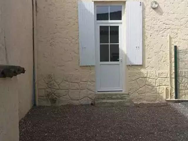 Saint Laurent Médoc 33112 Location appartement 2 pièces t2 au dernier étage