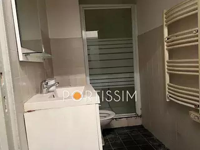 Saint Laurent du Var 06700 Achat / Vente appartement 2 pièces t2