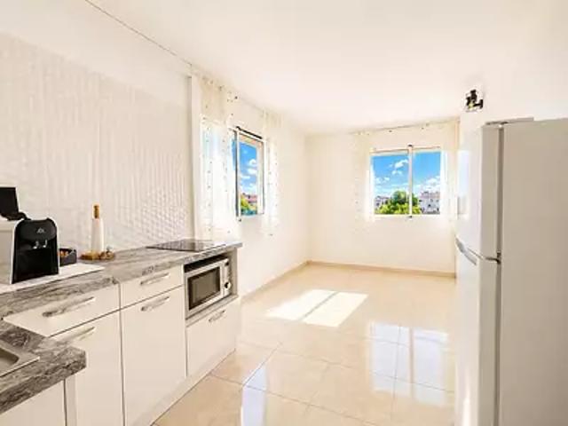 Saint Laurent du Var 06700 Achat / Vente appartement 2 pièces t2 cave