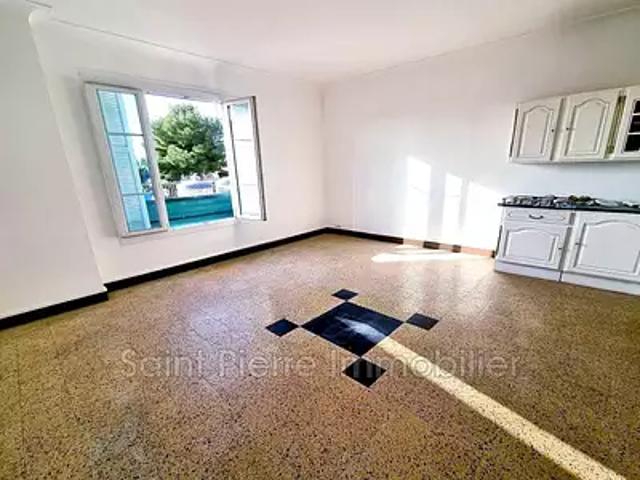 Saint Laurent du Var 06700 Location appartement 2 pièces t2