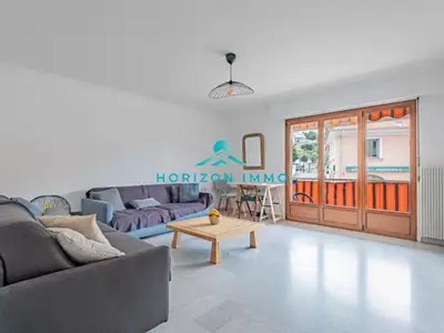 Saint Laurent du Var 06700 Location appartement 2 pièces t2