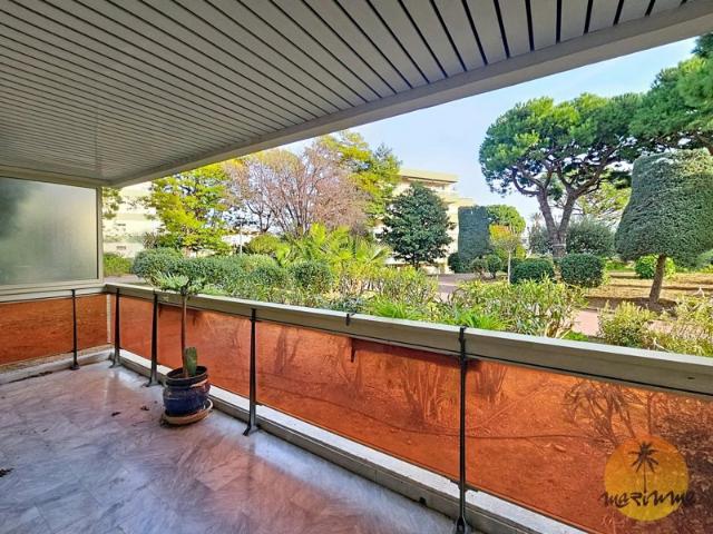 Saint Laurent Du Var, Appartement 2 pièces avec parking et cave