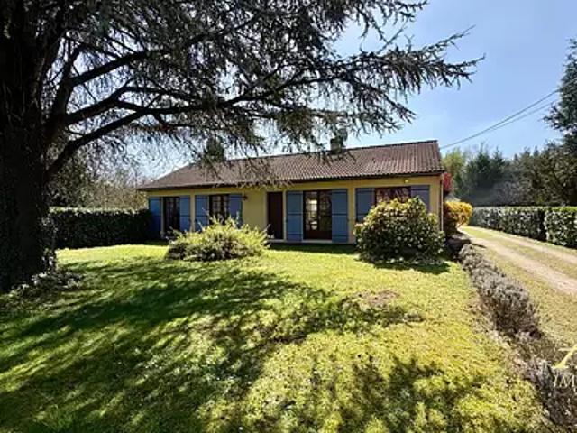 Saint Léon sur l'Isle 24110 Achat / Vente maison 4 pièces t4 au dernier étage