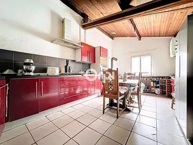Saint Léonard de Noblat 87400 Achat / Vente maison 8 pièces t8 terrasse cave