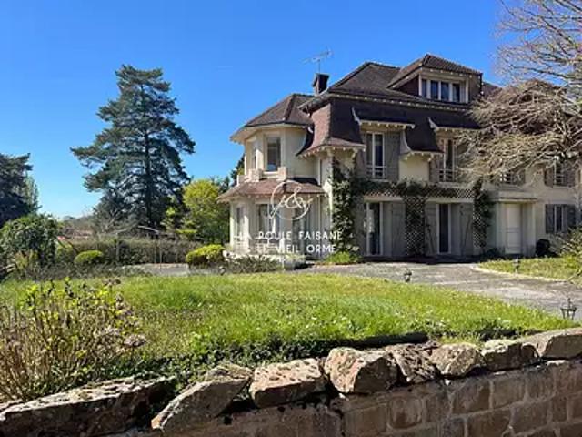 Saint Léger en Yvelines 78610 Achat / Vente maison 8 pièces t8 piscine