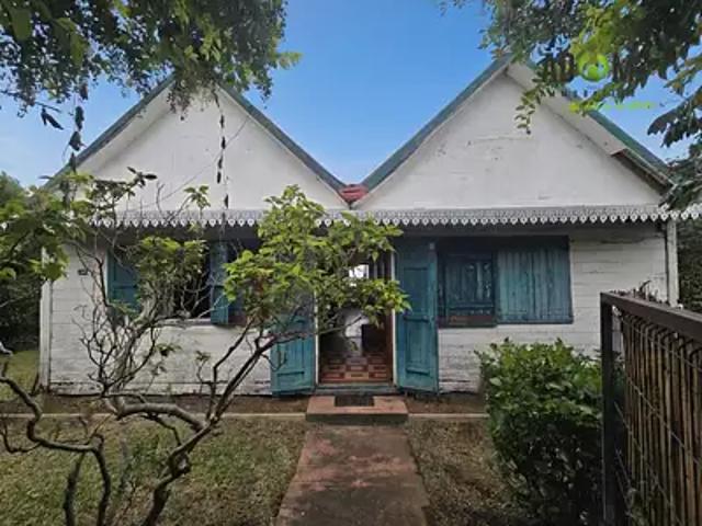 Saint Leu 97416 Achat / Vente maison 4 pièces t4 terrasse parking