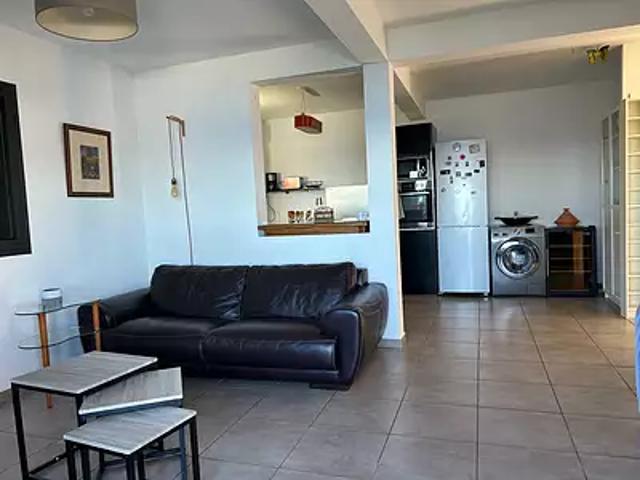 Saint Leu 97436 Achat / Vente maison 4 pièces t4 au dernier étage