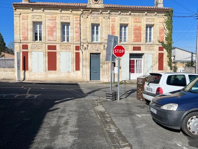 SAINT LOUBES LOCATION T2