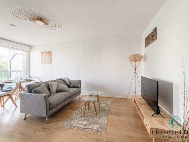 SAINT LOUIS: appartement 2 pièces entièrement meublé en location