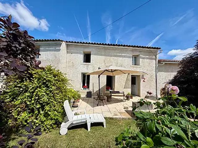 Saint Mandé sur Brédoire 17470 Achat / Vente maison 8 pièces t8 parking