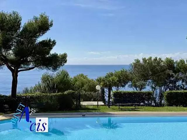 Saint Mandrier sur Mer 83430 Achat / Vente appartement 2 pièces t2 piscine