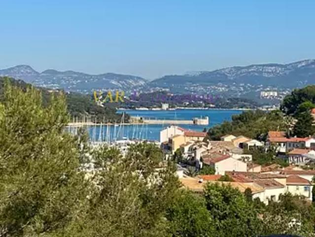 Saint Mandrier sur Mer 83430 Achat / Vente appartement 4 pièces t4