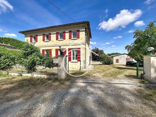 Saint Magne de Castillon: Maison pierre avec jardin 143m² Saint Magne de Castillon