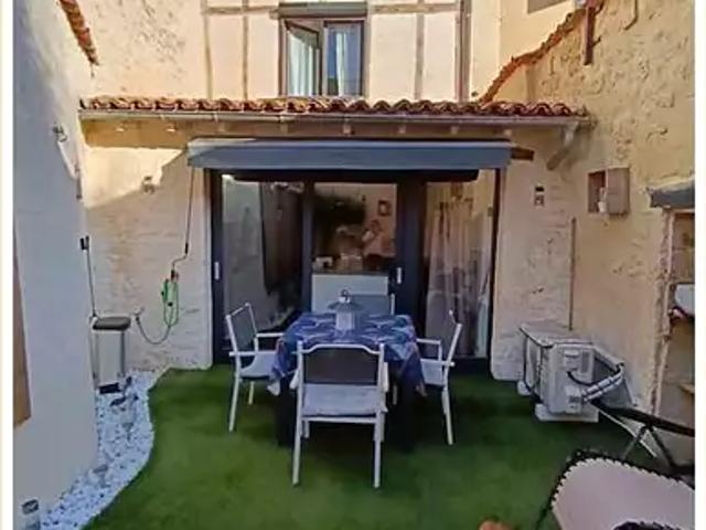 Saint Maixent l'Ecole 79400 Achat / Vente maison 5 pièces t5 terrasse