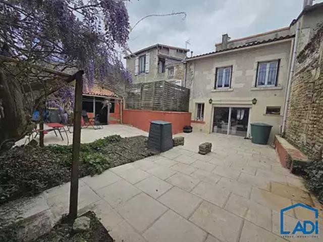 Saint Maixent l'Ecole 79400 Achat / Vente maison 5 pièces t5 cave