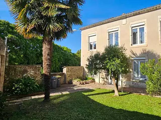 Saint Maixent l'Ecole 79400 Achat / Vente maison 8 pièces t8 terrasse