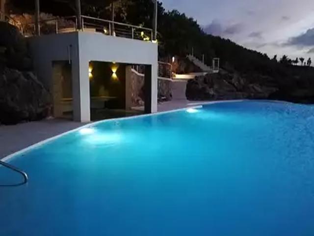 Saint Martin 97150 Achat / Vente maison 13 pièces t13 piscine jardin
