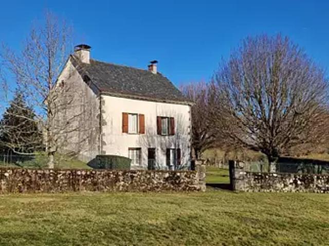 Saint Martin Cantalès 15140 Achat / Vente maison 5 pièces t5 terrasse