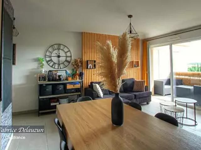 Saint Martin de Crau 13310 Achat / Vente appartement 2 pièces t2 terrasse cave