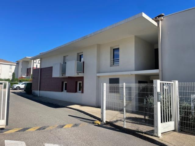 Saint Martin de Crau Vente Immeuble 13