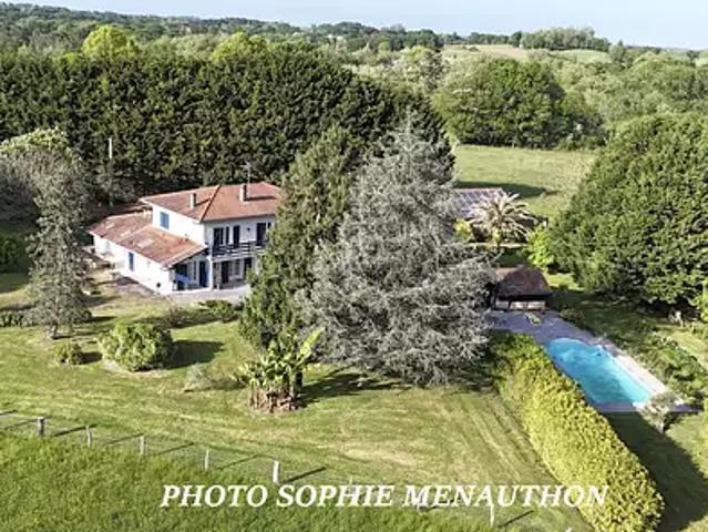 Saint Martin de Seignanx 40390 Achat / Vente maison 10 pièces t10 piscine terrasse
