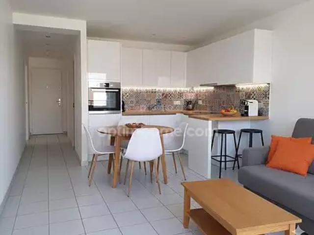 Saint Martin de Ré 17410 Achat / Vente appartement 1 pièce t1 jardin