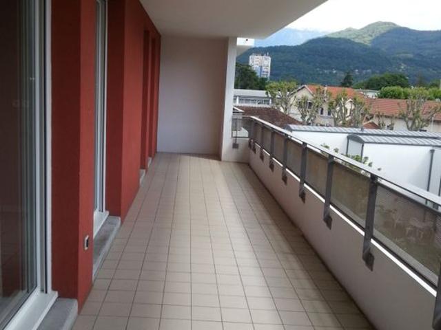 Saint Martin d'Hères Location Appartement 38