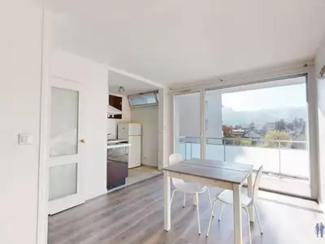 Saint Martin d'Hères 38400 Achat / Vente appartement 1 pièce t1 cave