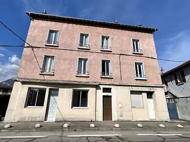 Saint Martin d'Hères 38400 Achat / Vente appartement 3 pièces t3 au dernier étage