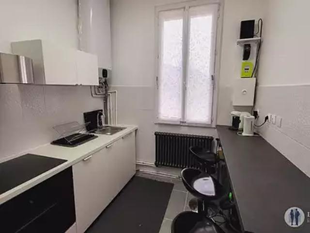 Saint Martin d'Hères 38400 Location appartement 3 pièces t3 au dernier étage