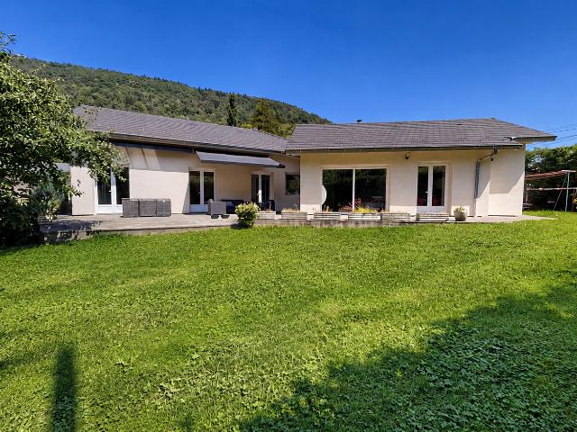Saint Martin d'Uriage, maison récente dans un environnement privilégié