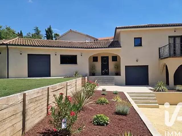 Saint Martin la Plaine 42800 Achat / Vente maison 7 pièces t7 parking