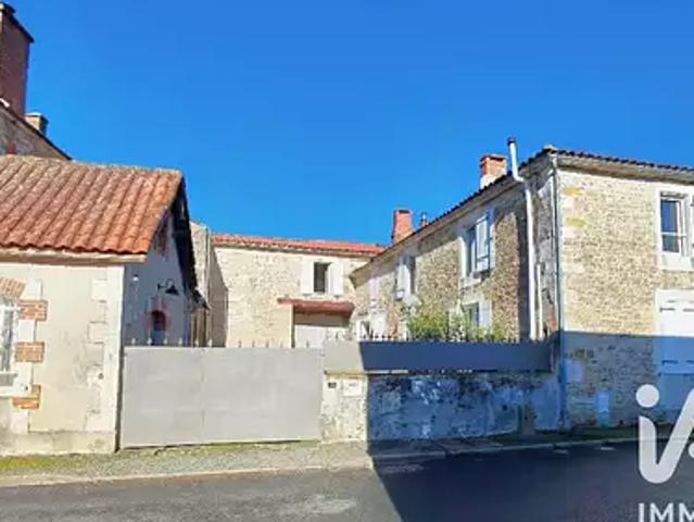 Saint Martin Lars en Sainte Hermine 85210 Achat / Vente maison 6 pièces t6