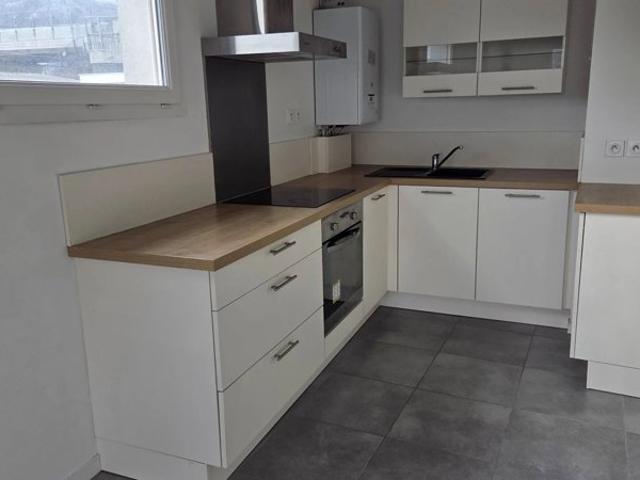 SAINT MARTIN LE VINOUX MEUBLE DE 39.01m² + TERRASSE + PARKING