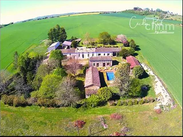 Saint Martial de Mirambeau 17150 Achat / Vente maison 8 pièces t8 piscine