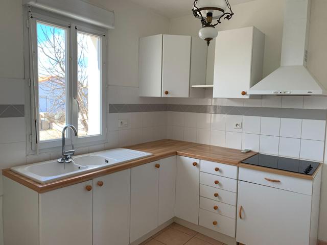 Saint Martial de Vitaterne Location Maison 17