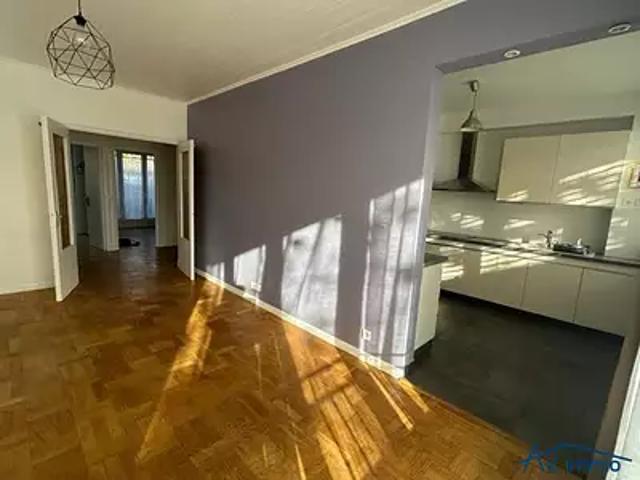 Saint Maur des Fossés 94100 Achat / Vente divers 3 pièces parking