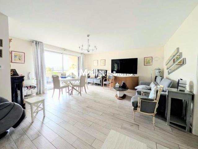SAINT MAUR 4 pièces de 101m² avec 2 terrasses