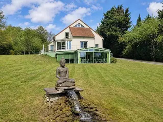 Saint Maurice Montcouronne 91530 Achat / Vente maison 10 pièces t10 piscine jardin