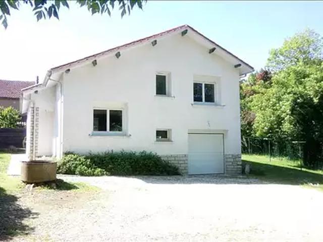 Saint Médard de Mussidan 24400 Location maison 3 pièces t3