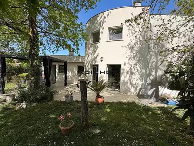 Saint Médard en Jalles 33160 Achat / Vente maison 5 pièces t5