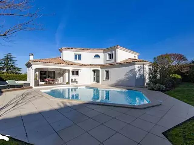 Saint Médard en Jalles 33160 Achat / Vente maison 6 pièces t6