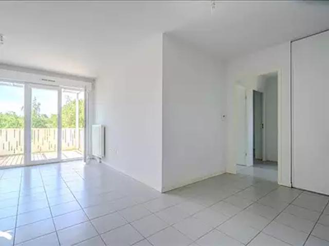 Saint Médard en Jalles 33160 Achat / Vente appartement 3 pièces t3 parking